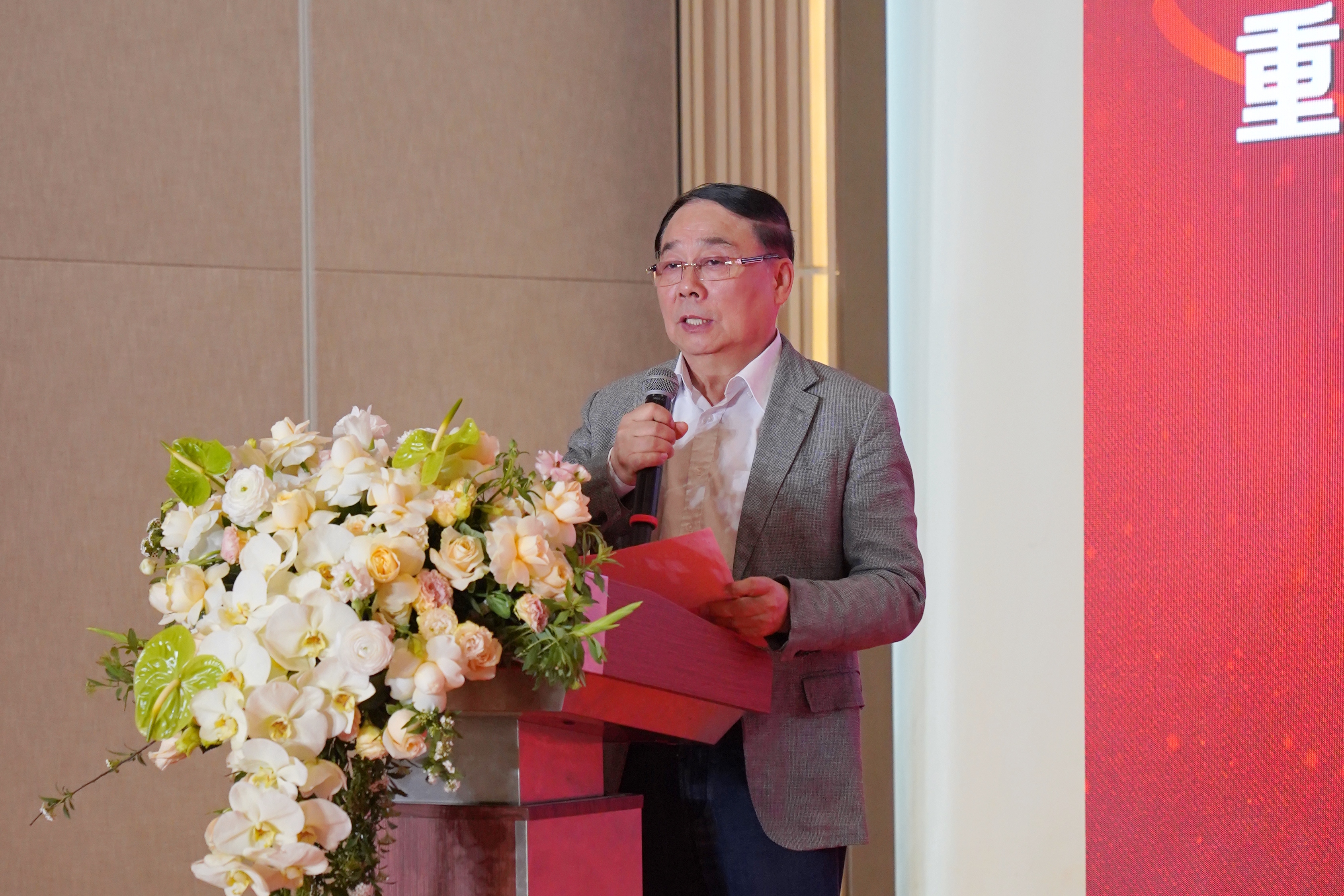 2024年澳门原料免费大全